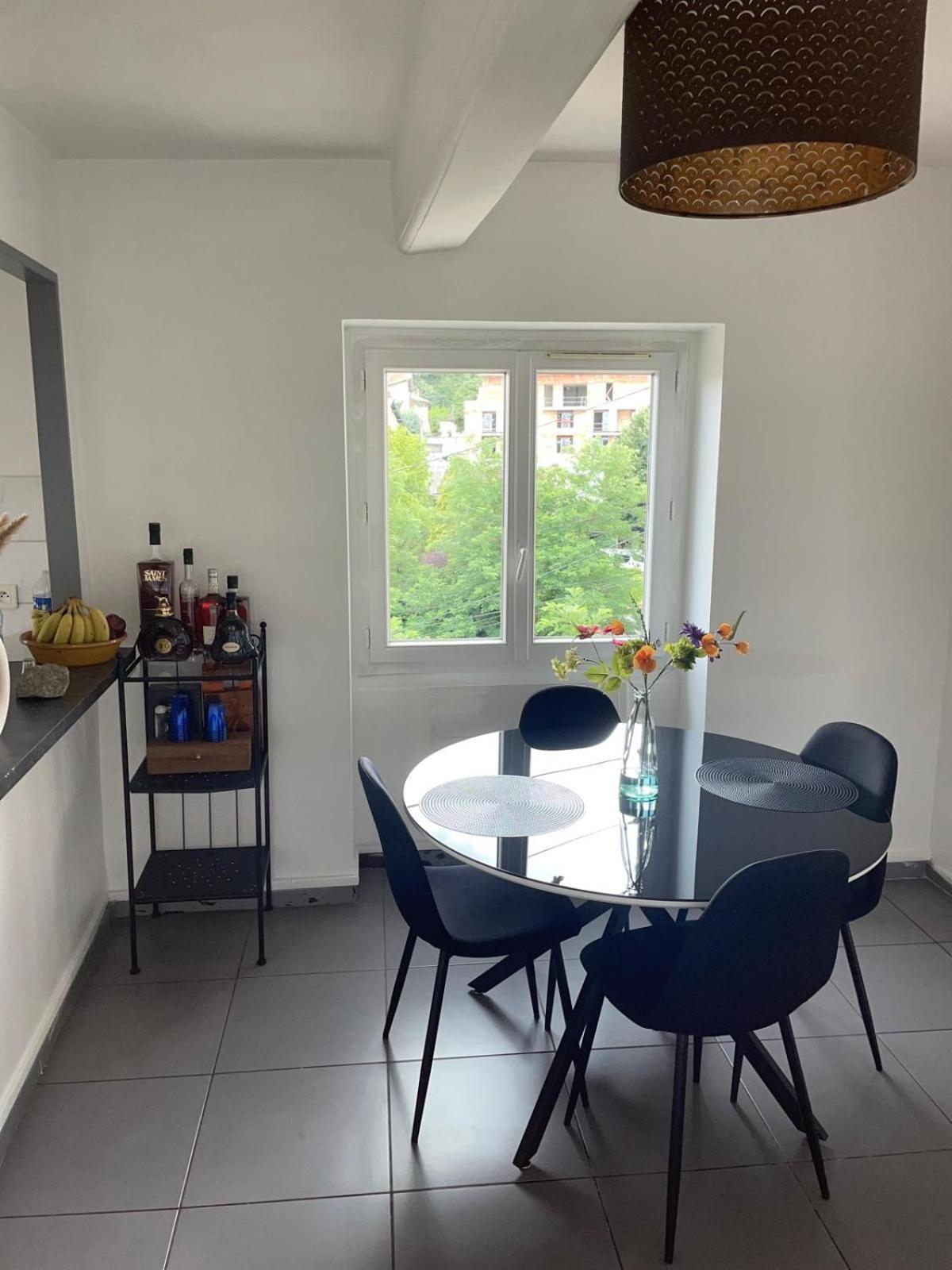 Residence Mh Lyon Rillieux-la-Pape Εξωτερικό φωτογραφία
